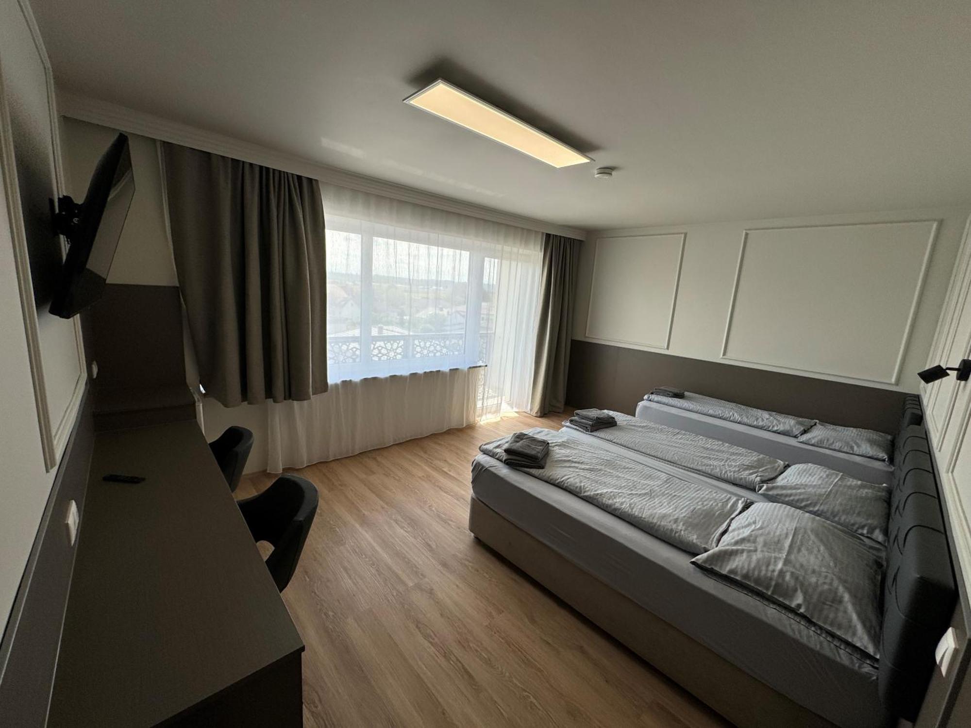 F Hotel 24H Check-In هورسشنغ المظهر الخارجي الصورة