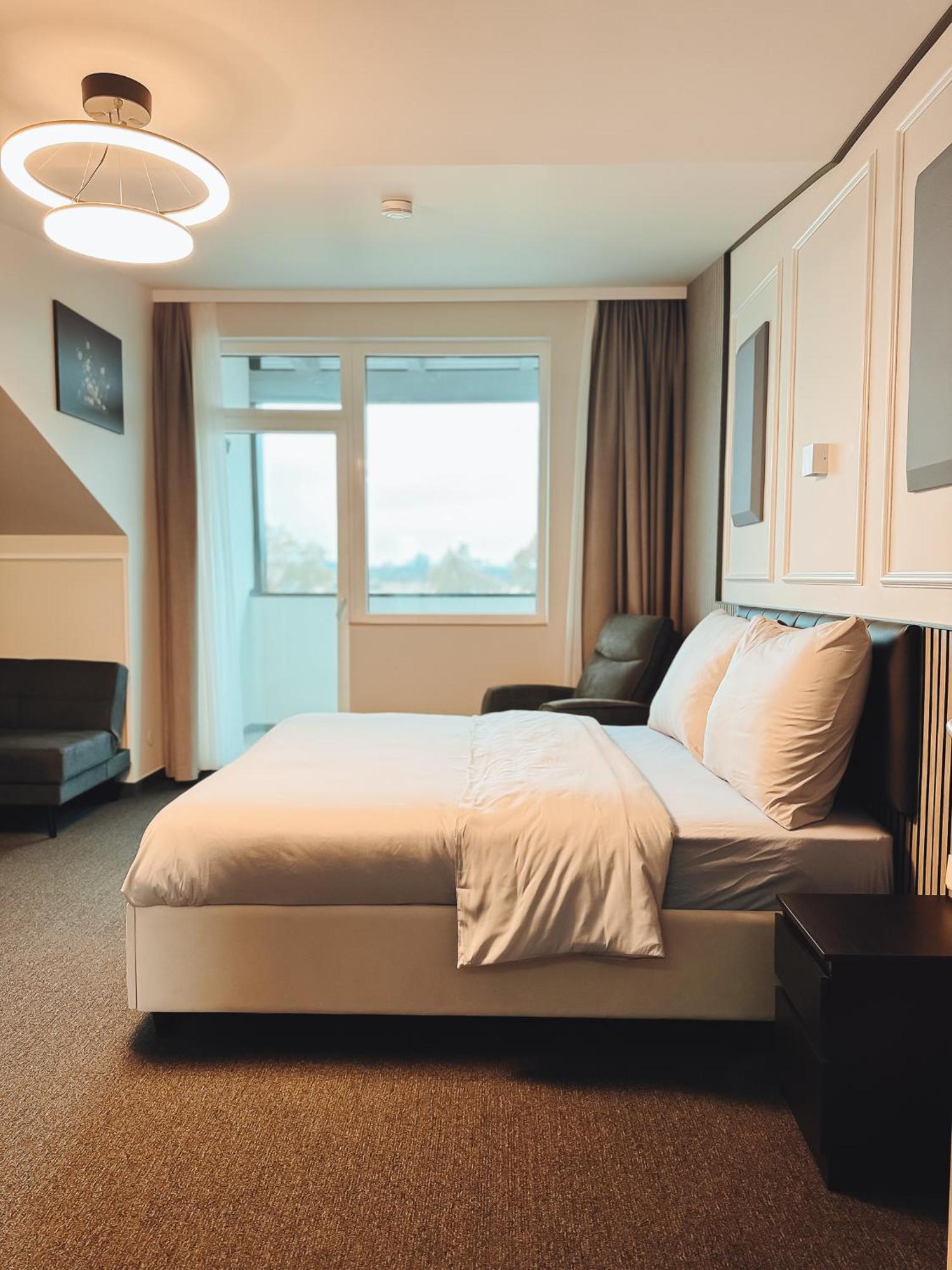 F Hotel 24H Check-In هورسشنغ المظهر الخارجي الصورة